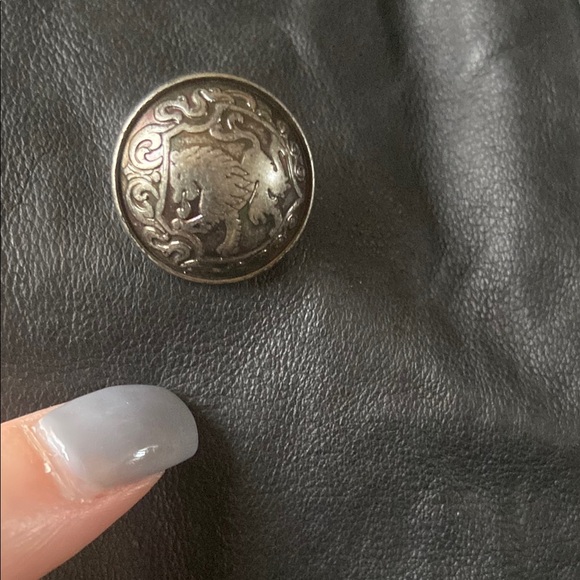 Gillia Black Leather Jacket with Textured Finish - Picture 5 of 7